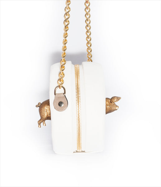 Carla_Lopez_circular_shoulderbag_accessory_handmade_velvet_white_animal_pig_gold_chain_whimsical_fashion_kidsofdada