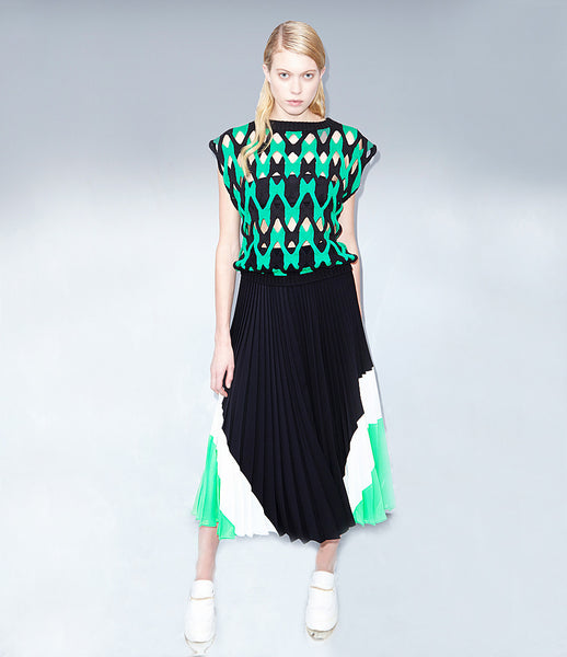 Chikimiki_skirt_clothing_under_500_polyester_black_green_white_pleated_geometrical_flawy_whimsical_sophisticated_fashion_kidsofdada