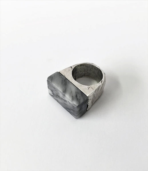 LLY_Atelier_marble_ring_jewelry_jewellery_accessories_silver_chunky_handmade_stone_texture_polished_statement_womens_fashion_kidsofdada