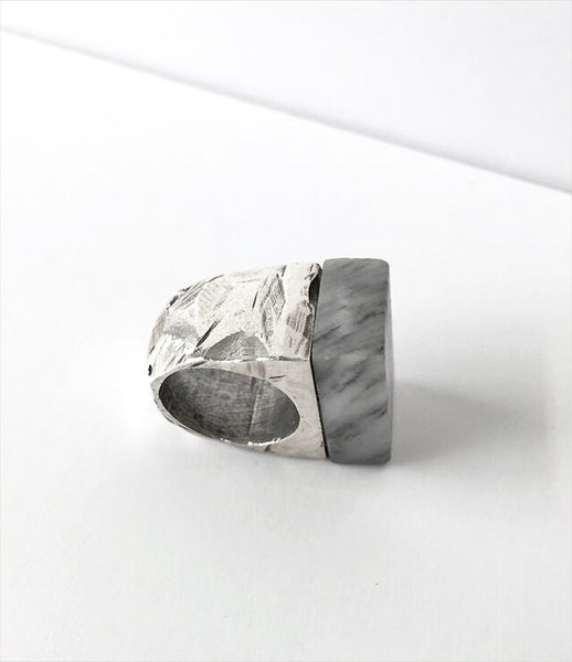 LLY_Atelier_marble_ring_jewelry_jewellery_accessories_silver_chunky_handmade_stone_texture_polished_statement_womens_fashion_kidsofdada