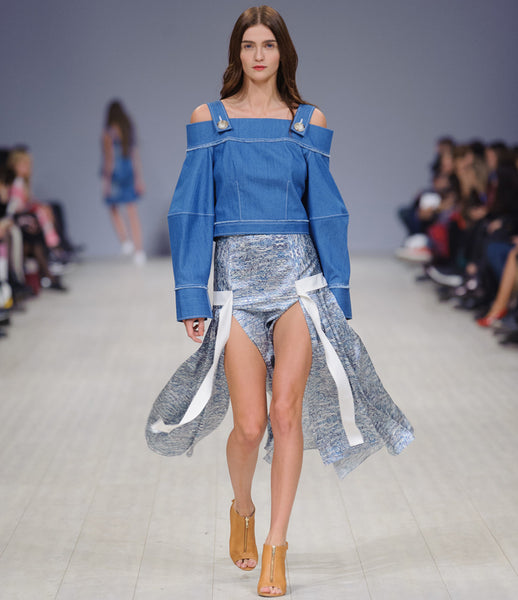 FLOW_the_label_denim_cropped_cold-shoulder_off-shoulder_top_balloon-sleeve_womenswear_womens_fashion_70s_80s_kidsofdada_230