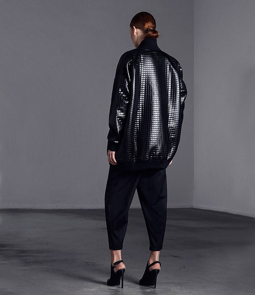 Arethè_Stockholm_bomber_jacket_clothing_under_300_polyester_black_oversized_ribbed_collar_urban_edgy_fashion_kidsofdada