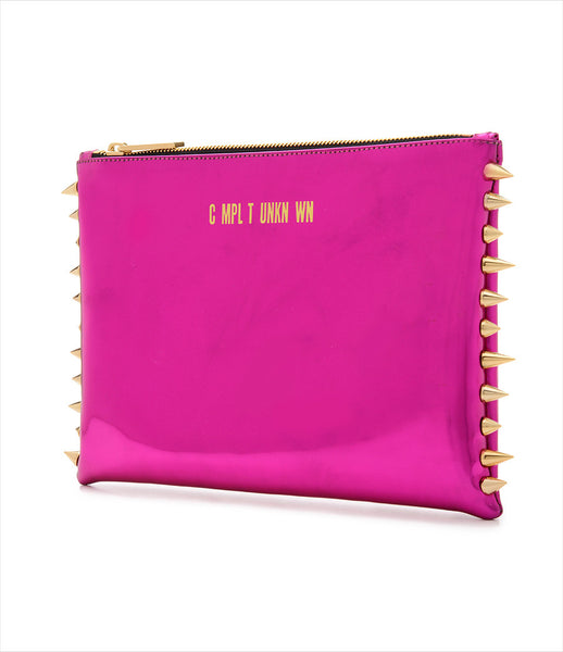 CMPLTUNKNWN_clutch_accessory_Italian_vegan_leather_metallic_fuchsia_spikes_zip_golden_logo_edgy_fashion_kidsofdada