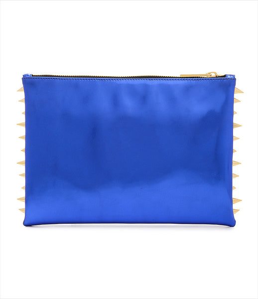CMPLTUNKNWN_clutch_accessory_Italian_vegan_leather_metallic_blue_spikes_zip_golden_logo_edgy_fashion_kidsofdada