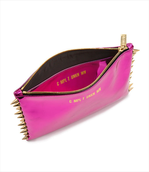 CMPLTUNKNWN_clutch_accessory_Italian_vegan_leather_metallic_fuchsia_spikes_zip_golden_logo_edgy_fashion_kidsofdada