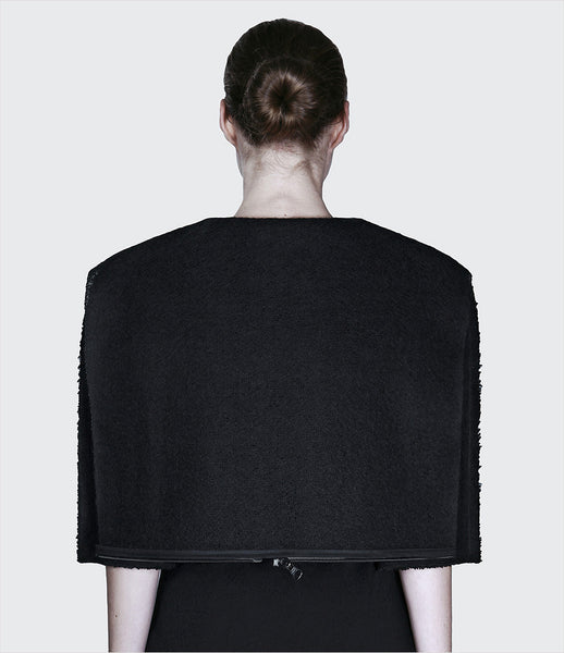 Dzhus_jacket_clothing_made_to_order_wool_black_boxy_3/4_sleeves_hood_hidden_zipper_structural_kidsofdada