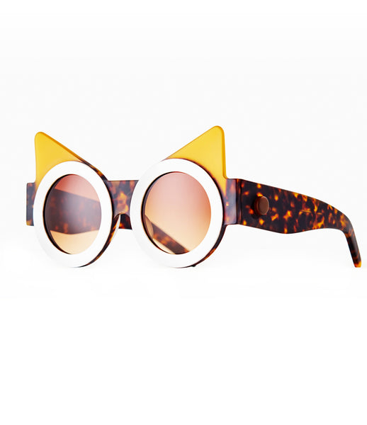 Fakoshima_sunglasses_accessory_under_300_Italian_acetate_brown_yellow_cat_eyes_round_lenses_futuristic_fashion_kidsofdada