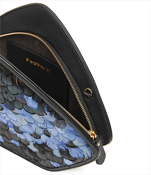FeatherM_clutch_shoulderbag_accessory_goose_feathers_black_blue_butterfly_leather_strap_golden_chain_vintage_fashion_kidsofdada