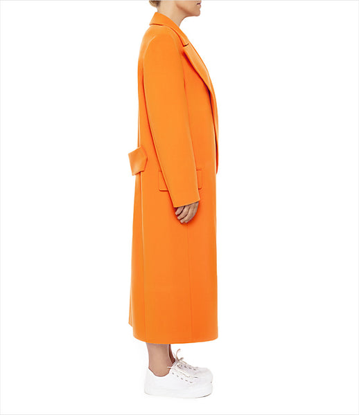 Marianna_Senchina_coat_clothing_handmade_bespoke_orange_oversized_masculine_silhouette_double_breasted_fashion_kidsofdada