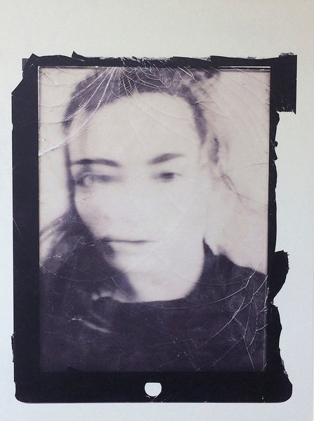 Mia_Faithfull_Untitled_Selfie_series_2014_art_contemporary_surreal_selfie_collectable_affordable_under-1000_kidsofdada_KOD_kids-of-dada