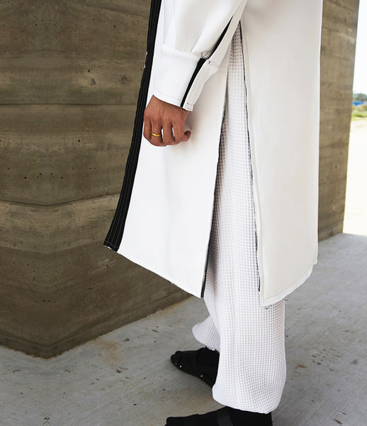 Path_reverse_coat_pinstripe_oversized_pockets_two-way_mens_fashion_435_black_white_streetwear_kidsofdada