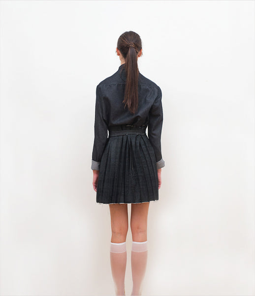 Vassiliki-Charitou_model_skirt_shirt_back_denim_blue_grey_back_fashion_womesnwear_kids-of-dada_kidsofdada