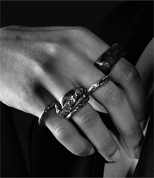 LLY_Atelier_diamond_dog_rough_oxidized_silver_handmade_black_diamonds_ring_jewelry_jewellery_womens_accessories_kidsofdada