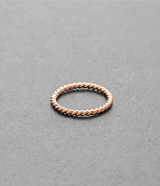 KINSFOLK_twisted_ring_jewelry_jewellery_accessories_sterling-silver_gold_rose-gold_oxidized_band_fine_handmade_womens_fashion_kidsofdada